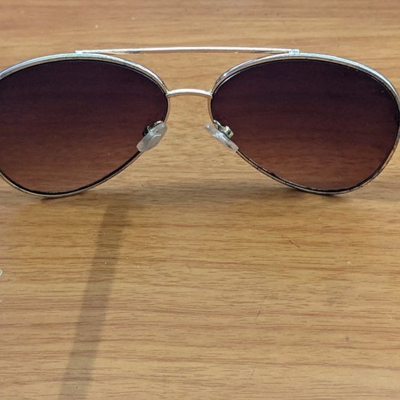 Fashion Sunglasses #4💥PRICE DROP💥 - Picture 5 of 8